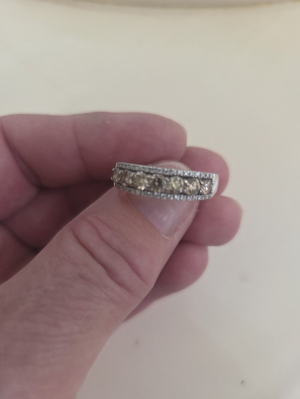Levian 14 K White Gold Stunning Band Ring with chocolate Diamond Champagne Stone - Picture 2 of 5